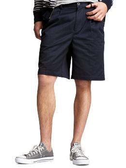 Men: Relaxed fit pleated shorts (9") - true navy