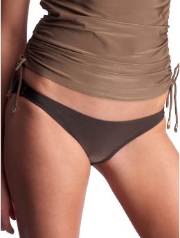 Women: Shiny low rise bikini - deep chocolate