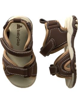 BabyGap Active sandals fudge brownie