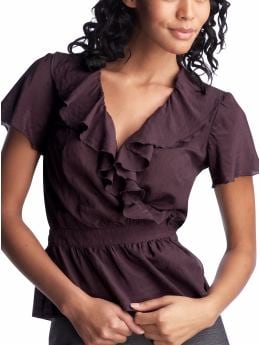 Women: Ruffled silk wrap - vineyard