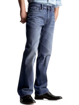 Men: Standard fit (medium authentic wash) jeans - medium authentic