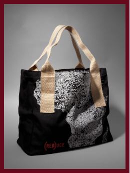 Women: Gap (PRODUCT) RED crossword tote - coal black