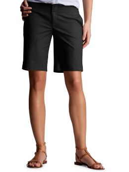 Women: Hip slung Bermuda shorts - true black