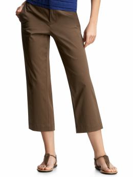 Women: Curvy cropped pants - cocoa