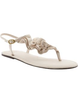 Women: Ruffle sandals - alabaster
