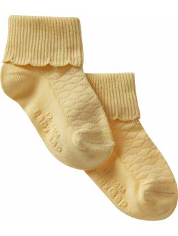 BabyGap: Scalloped cuff socks - light yellow