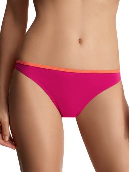 Wear simple bottoms.