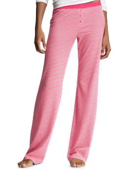 Women: Thin-striped pajama pants - striped raspberry