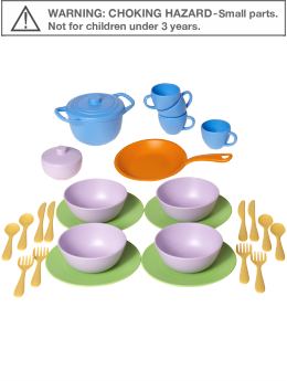 Green Toys cookware & dining set