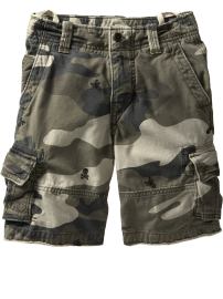 Skull camo cargo shorts