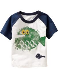 Raglan fish graphic T