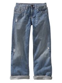 Destructed boyfriend jeans