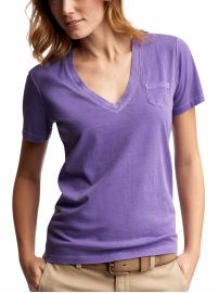 V-neck pocket T