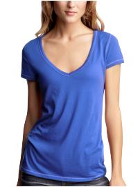 Coverstitch V-neck T