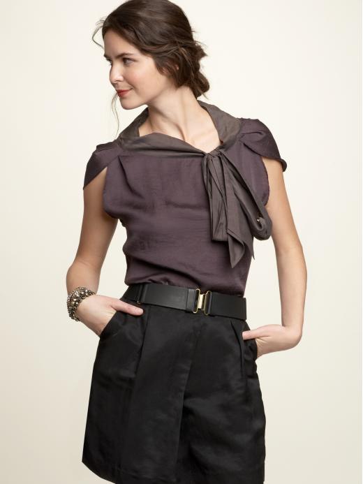 Gap Tie-neck Top Womens Sleeveless Shirts Size 0 2 4 6 8 10 12 14 16 18 20 Gap Tie-neck Top Womens Sleeveless Shirts Size 0 2 4 6 8 10 12 14 16 18 20