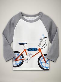 Embroidered graphic raglan T