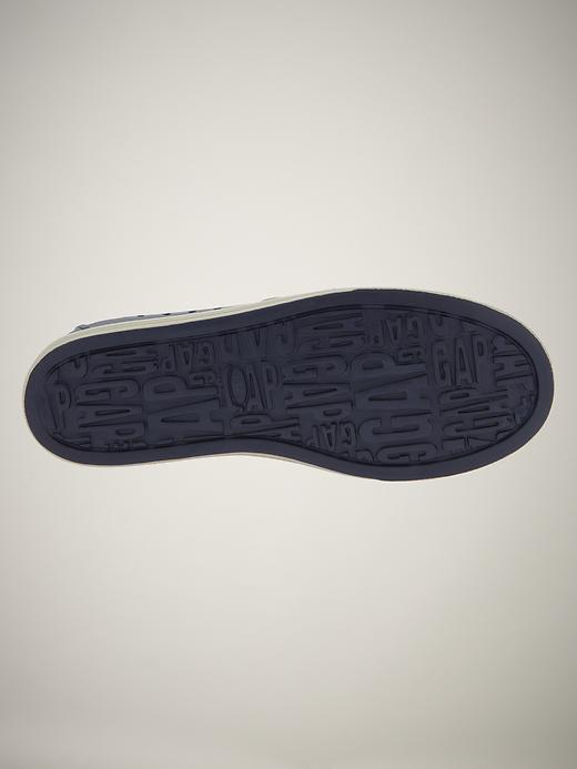 Image number 4 showing, Perforated slip-ons