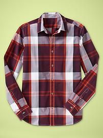 Non-blocked plaid shirt