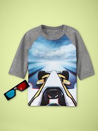 3D raglan graphic T