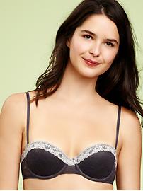 Allover-lace uplift balconette bra