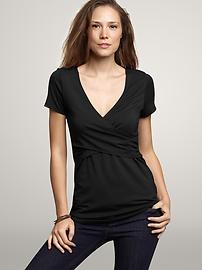 Crossover nursing T