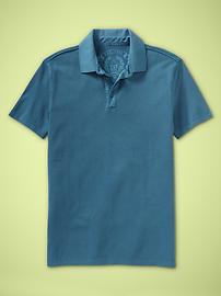 Garment-dyed pique polo (slim fit)