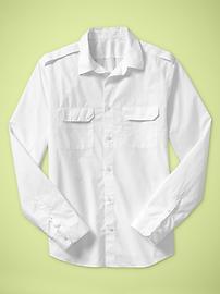 Solid two-pocket shirt (slim fit)