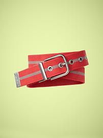 Reversible striped webbing belt