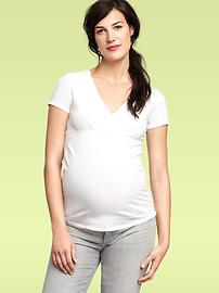 Crossover nursing T
