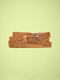 Eyelet belt