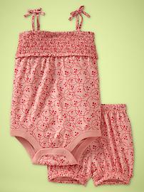 Favorite smocked set