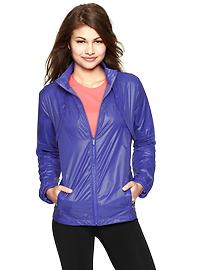 GapFit ventilated running jacket