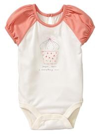 Contrast raglan embroidered bodysuit