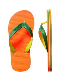 Graphic flip flops