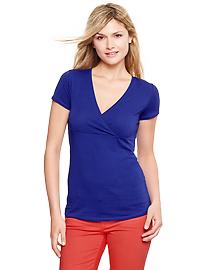 Crossover nursing T