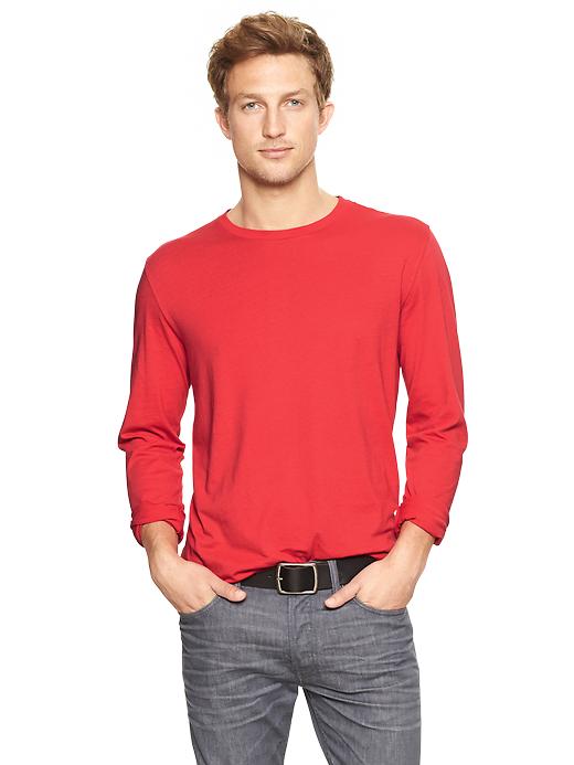 Image number 9 showing, Essential long-sleeve crewneck t-shirt
