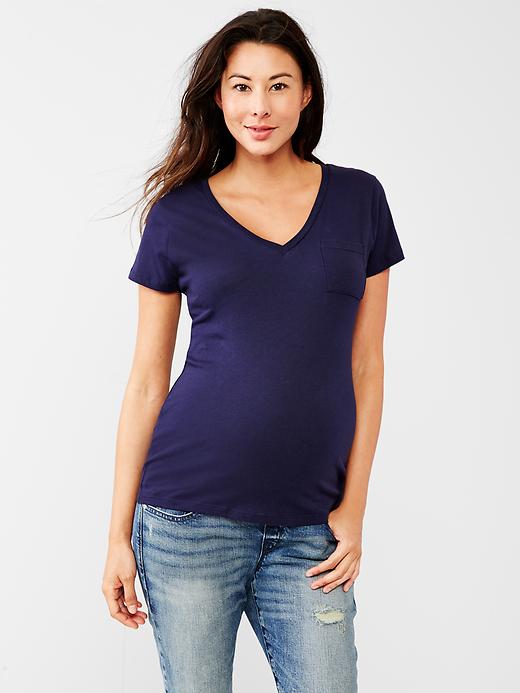 View large product image 1 of 1. Essential V-neck pocket T