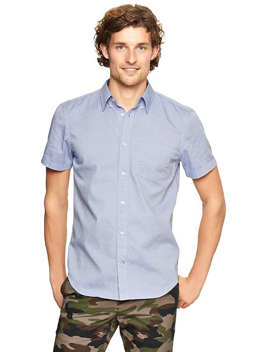 View large product image 1 of 1. Lightweight modern Oxford shirt