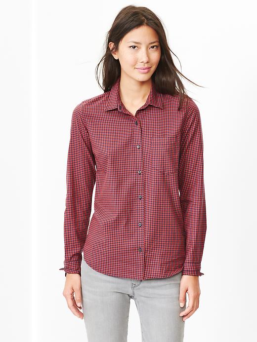 View large product image 1 of 1. Fitted boyfriend plaid shirt