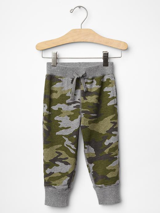 Image number 1 showing, Camo sweats