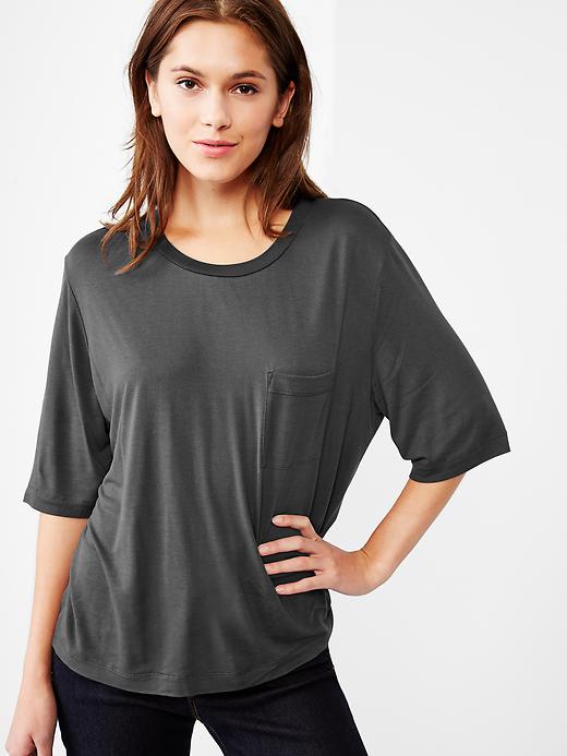 Image number 1 showing, Fluid relaxed tee