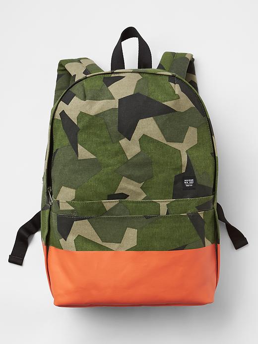Image number 1 showing, JACK SPADE &hearts; GapKids camo backpack