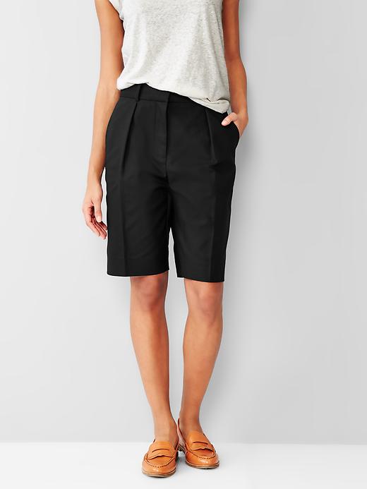 Image number 10 showing, Pleated bermuda shorts
