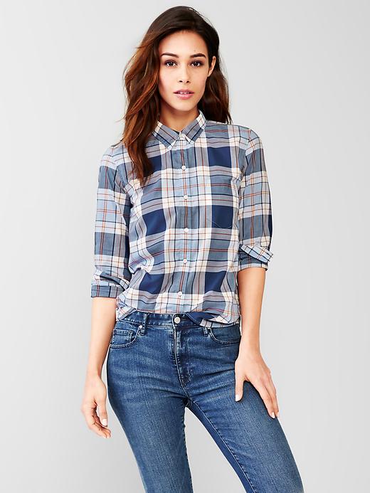 View large product image 1 of 1. Fitted boyfriend plaid shirt