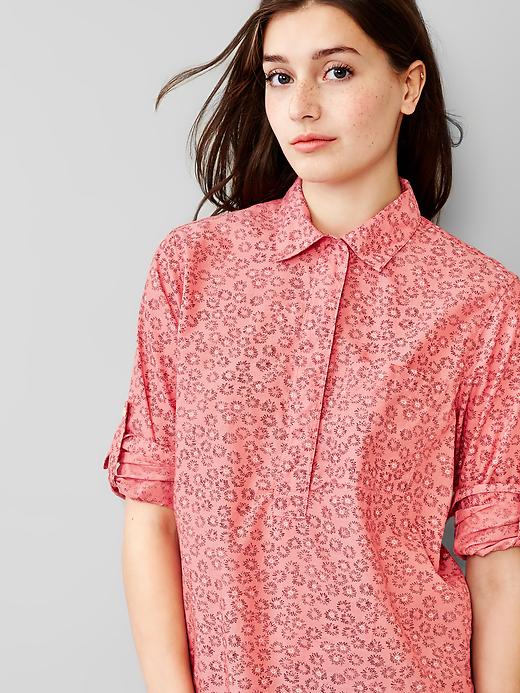Image number 2 showing, Floral roll-sleeve popover
