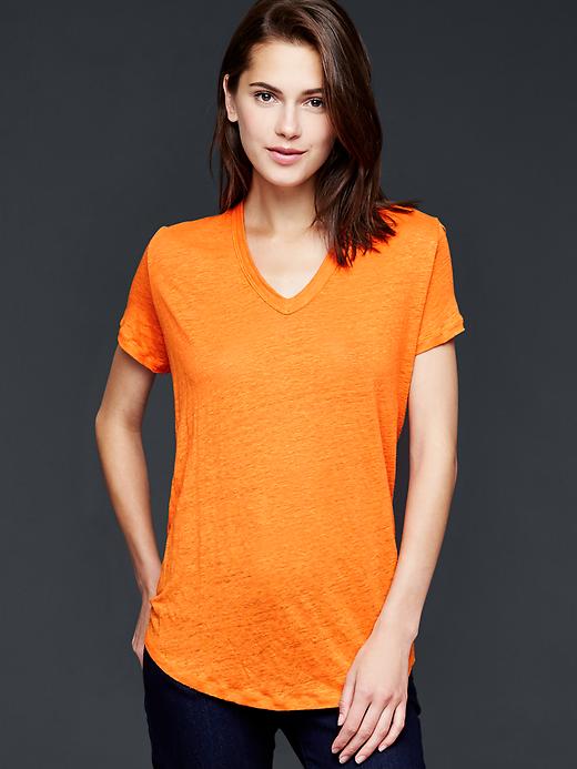 View large product image 1 of 1. V-neck linen tee