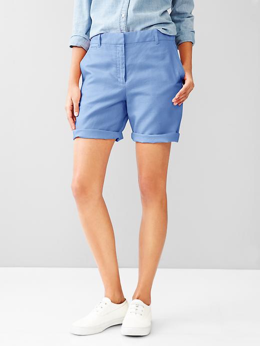 Image number 4 showing, Boyfriend roll-up linen shorts