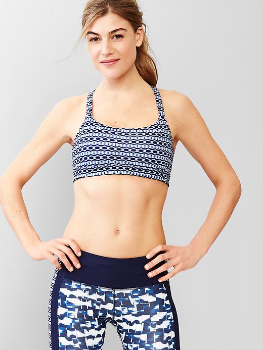 Image number 2 showing, Low impact kissing-back sports bra