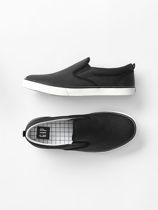 Image number 3 showing, GapKids x ED customizable slip-on sneakers