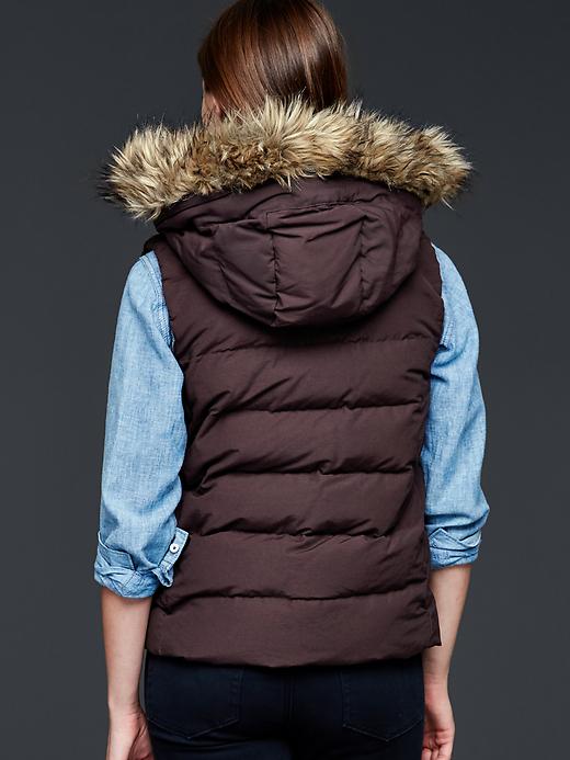 Image number 2 showing, Faux fur-trim matte puffer vest